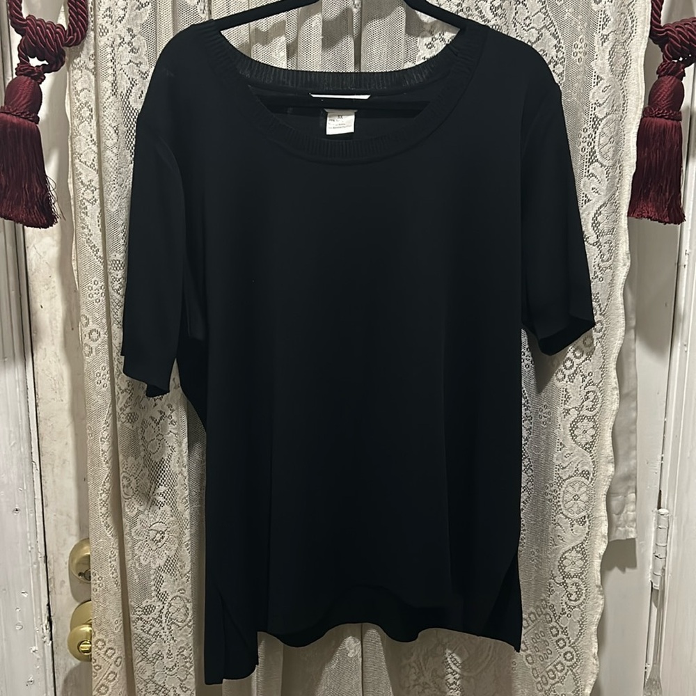 MISOOK-BLACK SS SWEATER